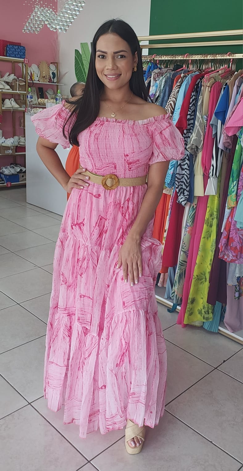 Vestido rosa (la faja se vende por separado)